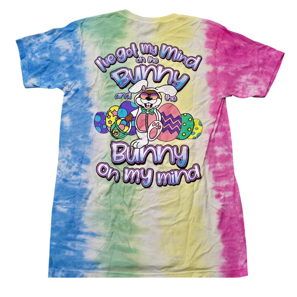Buc-ee's 'I've Got My Mind on the Bunny' Tie-Dye Easter Short Sleeve T-Shirt